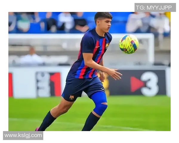 欧洲足球场上的黑人明星球员们展现卓越才华与无尽魅力