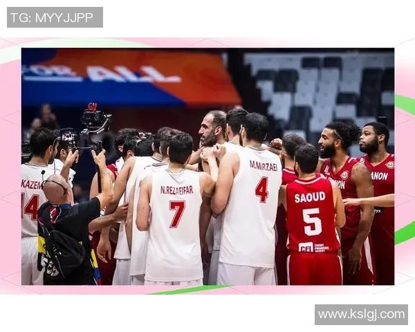 篮球明星小马的传奇之路与奋斗精神激励年轻一代追梦者